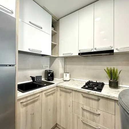 Almiro 12 Apartment *